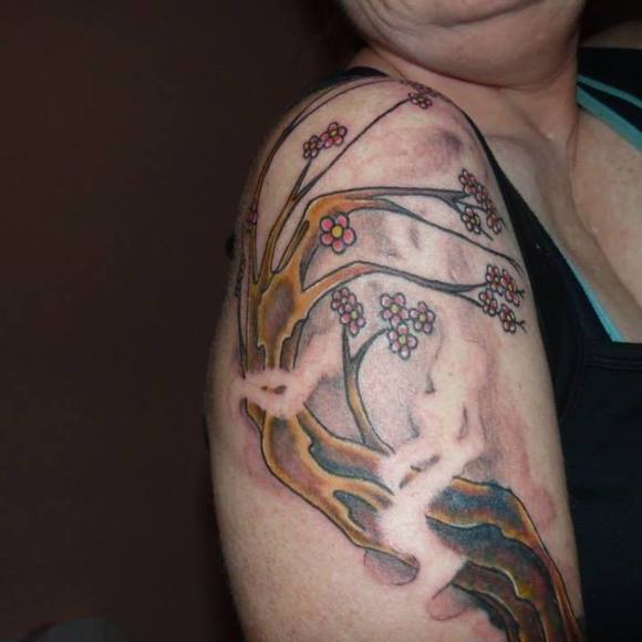 Profile Picture of Berni Rickels (@bernirickels) on Poshmark