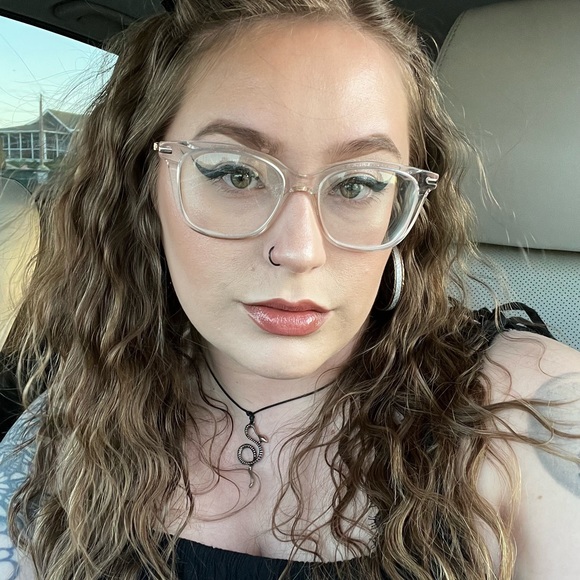 Profile Picture of Ciahna Heck (@ciahnaheckk6) on Poshmark