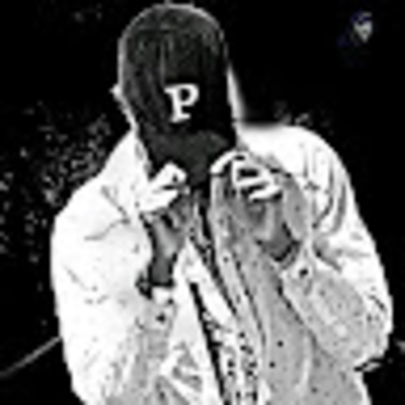 Profile Picture of David Shabani (@twelvy) on Poshmark