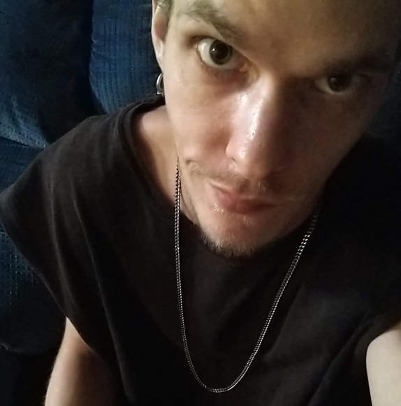 Profile Picture of David Reedy (@krash42088) on Poshmark