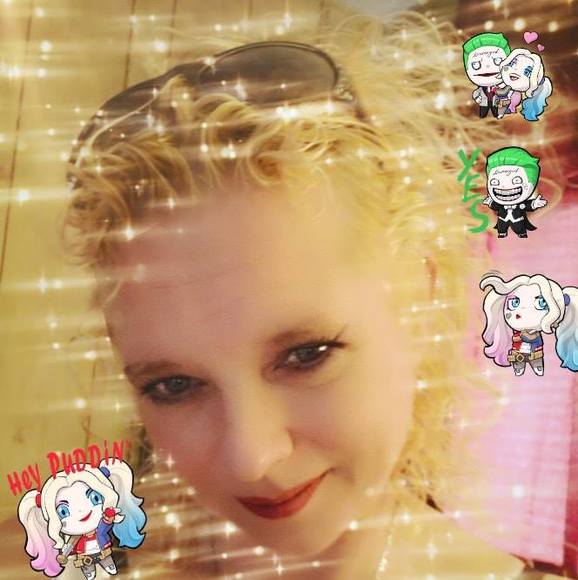 Profile Picture of Sharon Lute (@hotstuff6969) on Poshmark