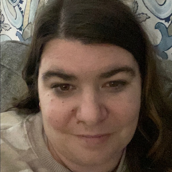 Profile Picture of Angela Obrien (@obrien2005) on Poshmark