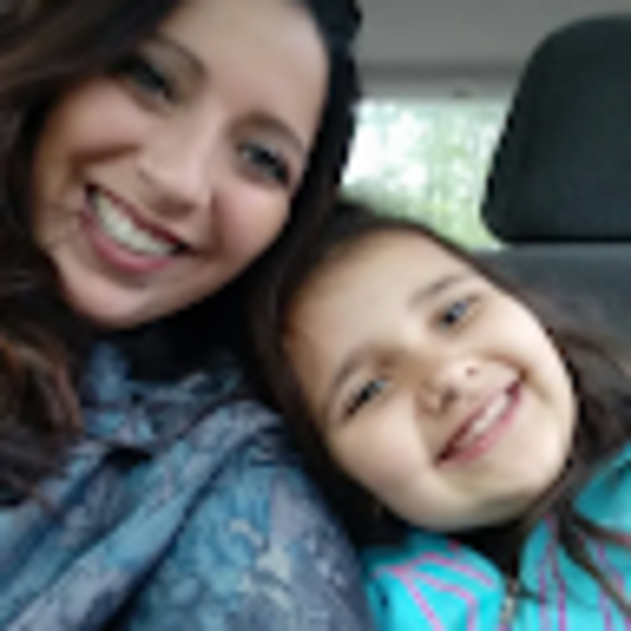 Profile Picture of Darlene Folce (@darlenefolce) on Poshmark