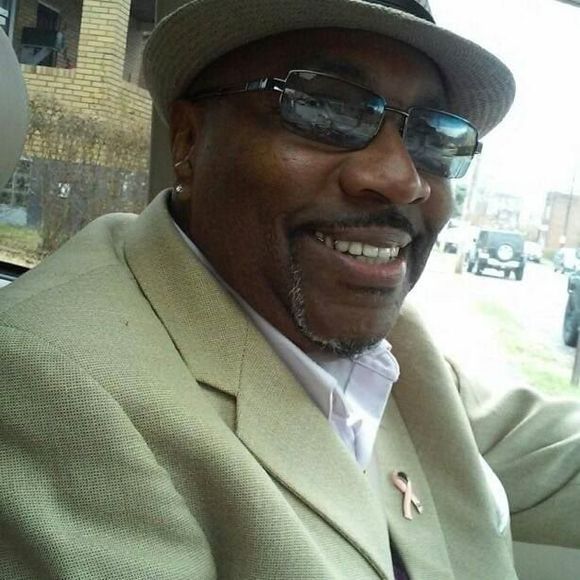 Profile Picture of Daryl Watts (@stumpywatts) on Poshmark