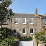 Profile Picture of Maud's Cottage Zennor (@maudscottagezennor) on Instagram