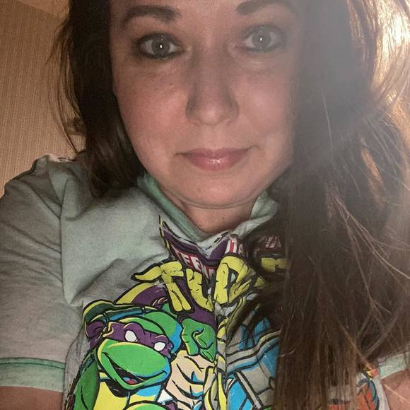 Tracy Lindenstruth - Poshmark Profile Picture of Tracy Lindenstruth (@tlindenstruth) on Poshmark