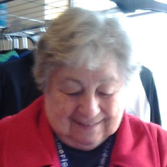 Profile Picture of Margaret Potteiger (@potteiger80) on Poshmark