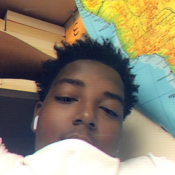 Profile Picture of Mark Ducasse (@ducassemark) on Poshmark