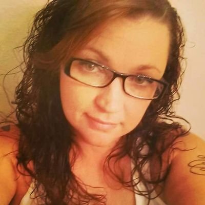 Profile Picture of Crystal Garrett (@cgarrett79) on Twitter