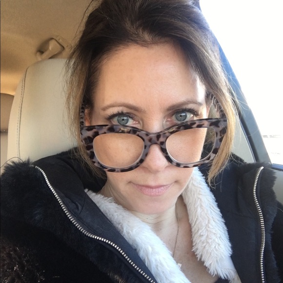 Profile Picture of Juliet Harker (@jgharker1) on Poshmark