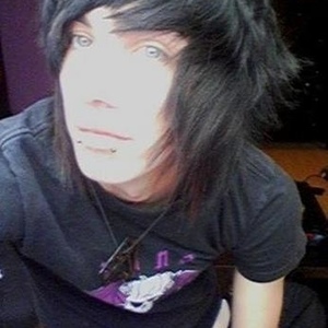 Profile Picture of Aaron Sokoowski (@thatsk8erbrit) on Myspace