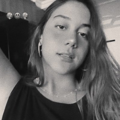 Profile Picture of Júlia Abreu (@_juliaabreu_) on Twitter