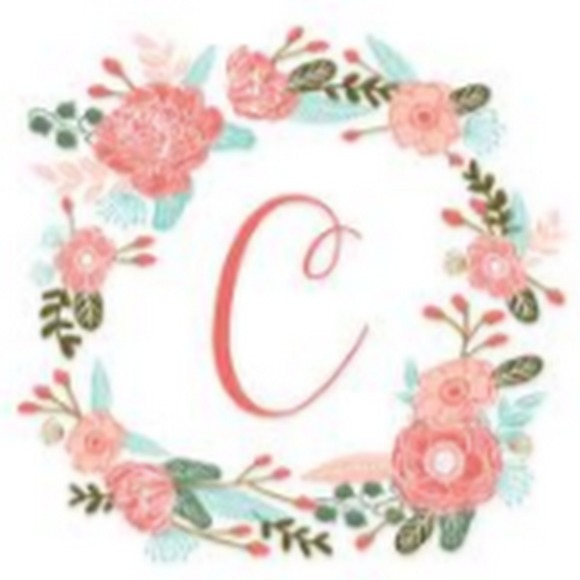 Profile Picture of Heather Clary (@h_clary) on Poshmark