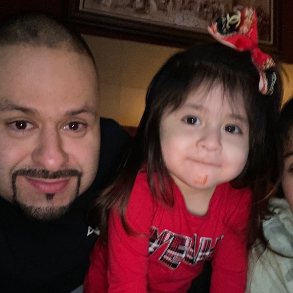 Profile Picture of Cesar Abarca (@cesarabarca) on Poshmark