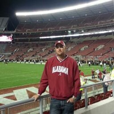 Profile Picture of Josh Croom (@Croom43) on Twitter