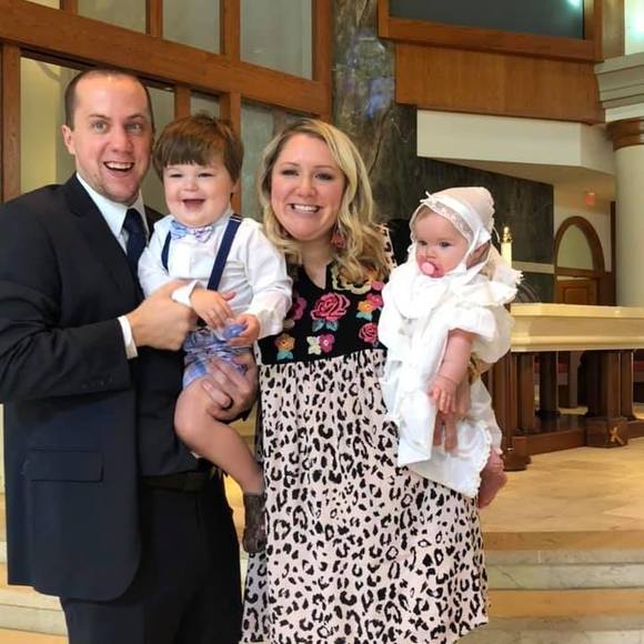 Profile Picture of Tiffany Manwaring (@tmanwar) on Poshmark