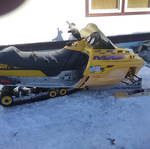 Profile Picture of Ronald Hayes (@rhazey1989) on Poshmark