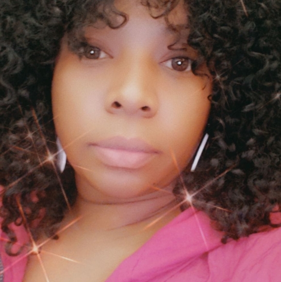 Profile Picture of Jamila James (@beautyatherbest) on Poshmark