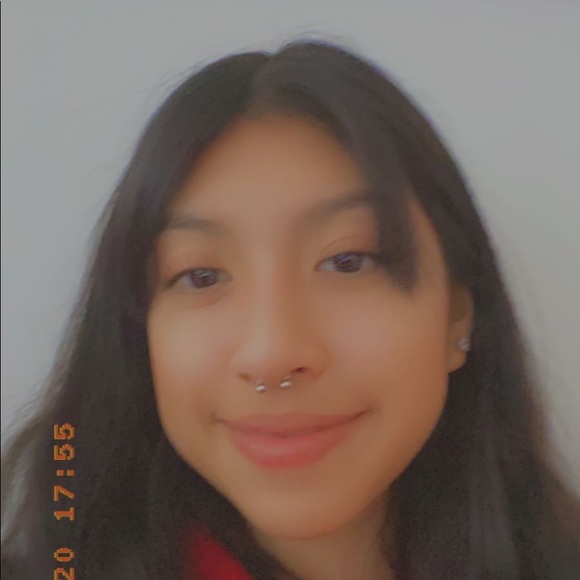 Profile Picture of Ginger Rodriguez (@gingerbead1919) on Poshmark