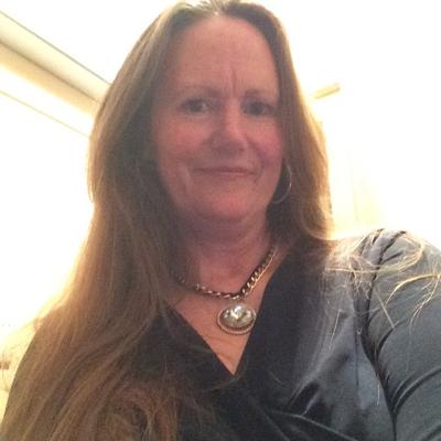 Profile Picture of Maureen Hanley (@mshawoct64) on Twitter