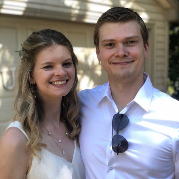 Profile Picture of Meredith Berk (@mlberk17) on Poshmark