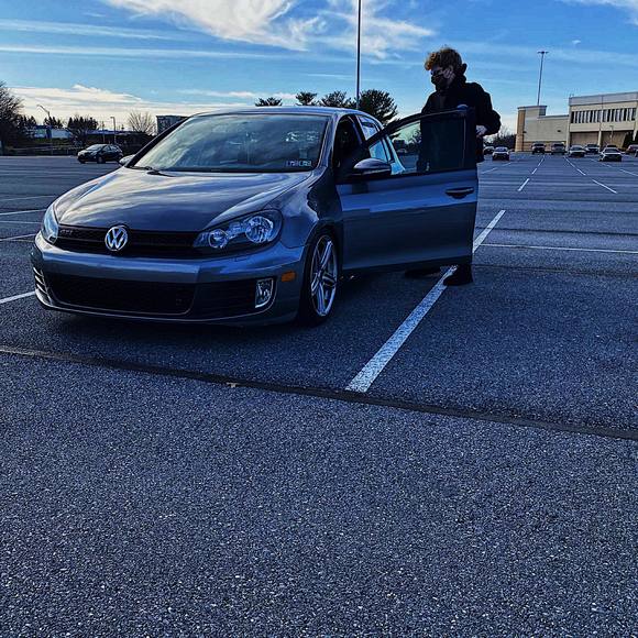 Profile Picture of Ethan Mcsparran (@ethanmcsparran) on Poshmark