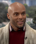 Profile Picture of Kenny Lattimoreon Wikipedia