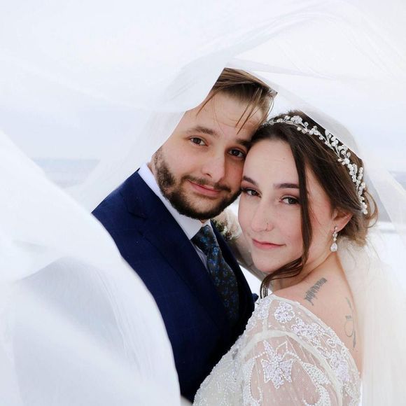 Profile Picture of Catherine Limbert (@kitkat410) on Poshmark