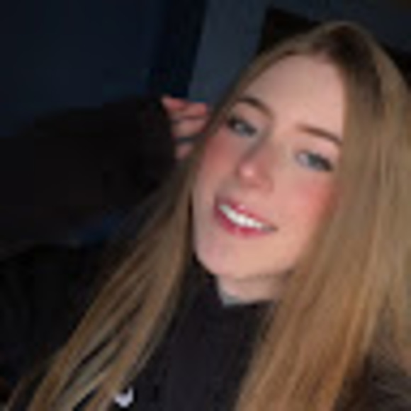 Profile Picture of Carol krein Krein (@acarolkr2) on Poshmark