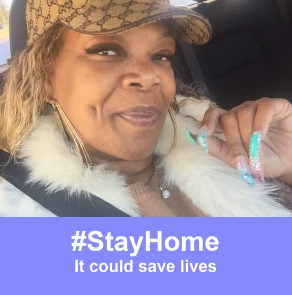Profile Picture of Sandra Nesbit (@sandrabesbit1) on Poshmark