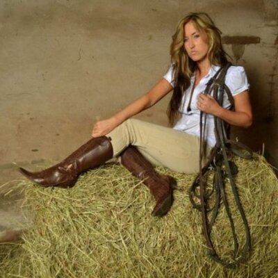 Profile Picture of Pamela Makinson (@PrincessPamm) on Twitter