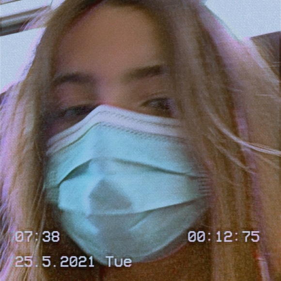 Profile Picture of Teilanna Lantto (@teilanna) on Poshmark