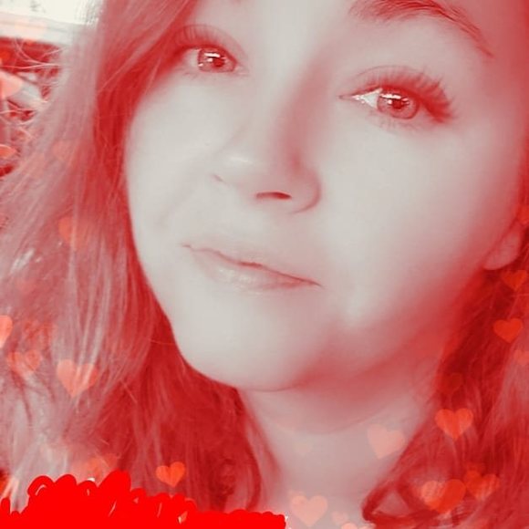 Shaunda Moore - Poshmark Profile Picture of Shaunda Moore (@shaundamoore) on Poshmark