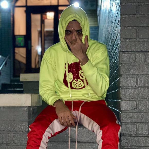 Profile Picture of Jason Gregory (@jkg1090) on Poshmark