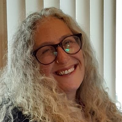 Profile Picture of Alice Langholt (@ReikiAwakening) on Twitter