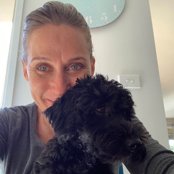 Profile Picture of Lisa Wheeler (@lisawheeler635) on Poshmark