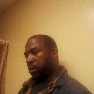 Profile Picture of Vincent Holmes (@smutey) on Twitter