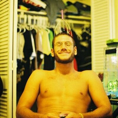 Profile Picture of Jeremy Whitney (@WiseWordsWhit) on Twitter