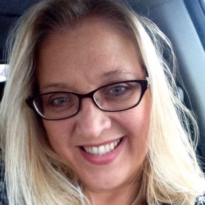 Profile Picture of Lisa Matkowski (@lisal00) on Twitter