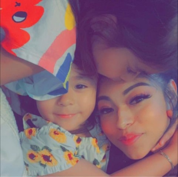 Profile Picture of Cecilia Robles (@celiarobles54) on Poshmark