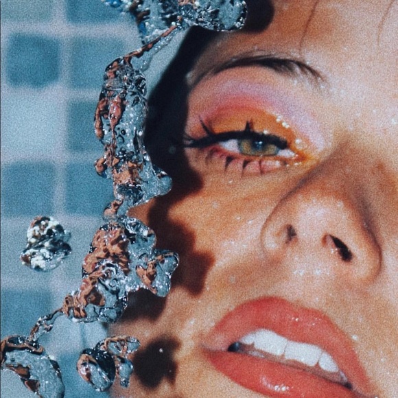 Profile Picture of Caitlyn Pogue (@capogue6) on Poshmark