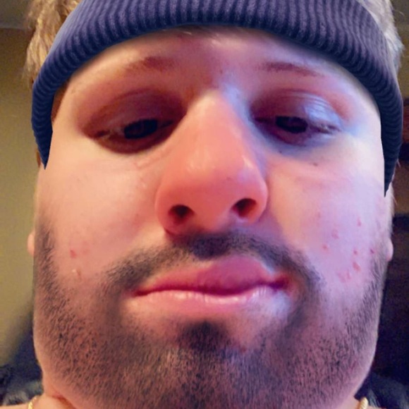 Profile Picture of Peyton Wright (@peytonman8) on Poshmark