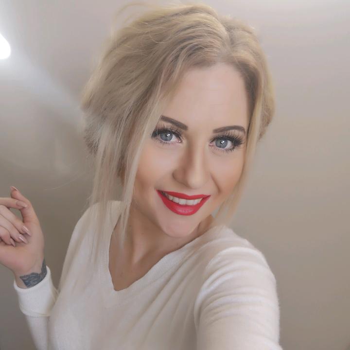 Profile Picture of Amy Larcombe (@amylouise566) on Tiktok