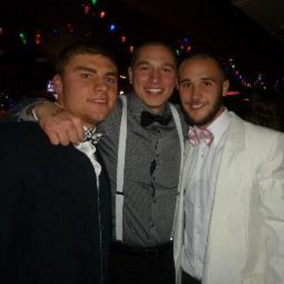 Profile Picture of Robert Danielson (@RubberD10) on Twitter