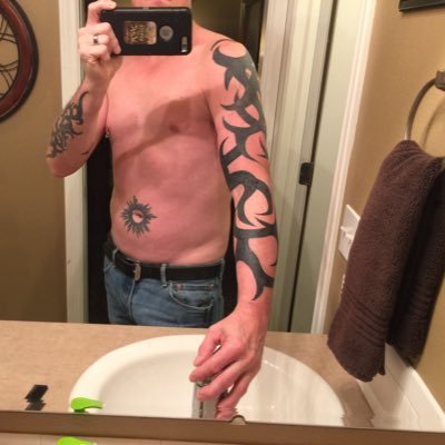 Profile Picture of Matt Moody-St.Clair (@_13trece13_) on Twitter