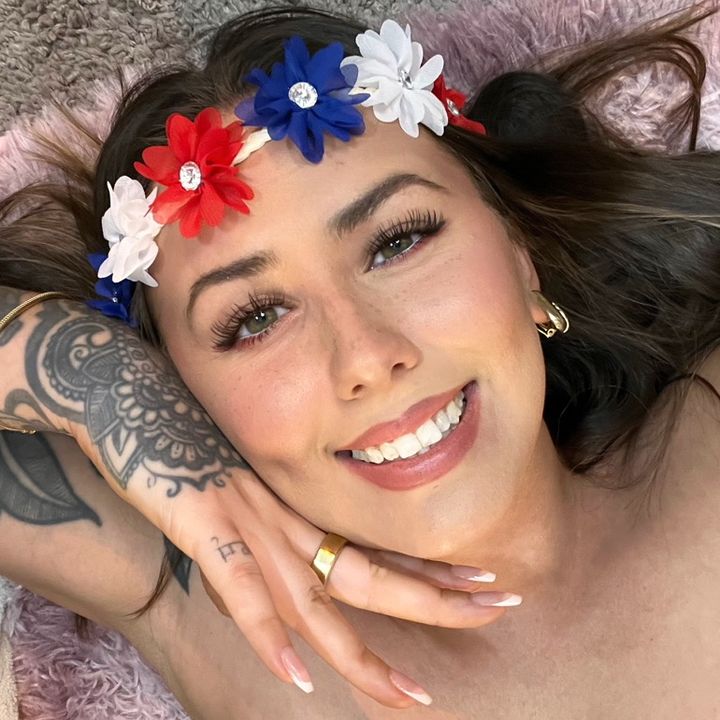 Profile Picture of Ava (@avarirari) on Tiktok