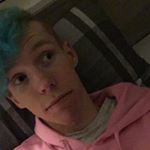 Profile Picture of Robin Edwards (@knot_robin) on Instagram