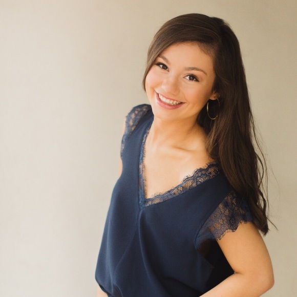 Profile Picture of Reagan Byrd (@reaganbyrd) on Poshmark