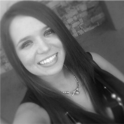 Profile Picture of Tina Bode (@ReneeBode) on Twitter