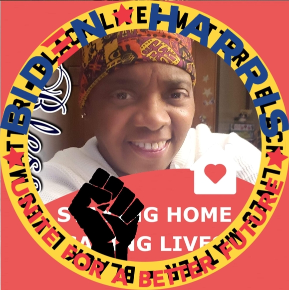 Profile Picture of Beverly Holt (@beverlyholt55) on Poshmark